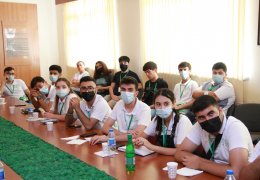 "Sabahın kənd təsərrüfatı" yay məktəbinin iştirakçıları üçün növbəti mühazirələr təşkil olunub