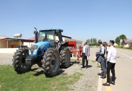 A meeting with a group of master's degree A-students took place in the Teaching and Research farm